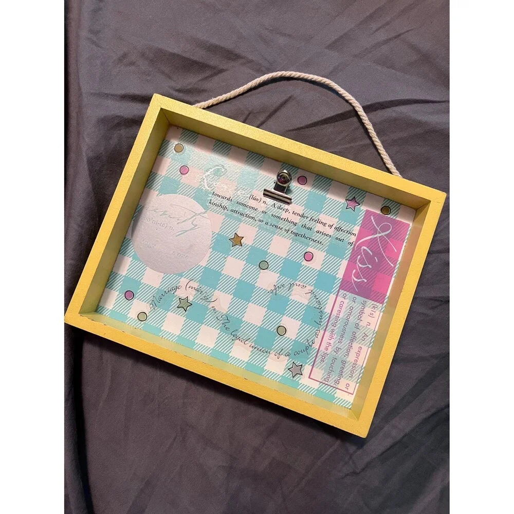 Clip shadowbox picture frame